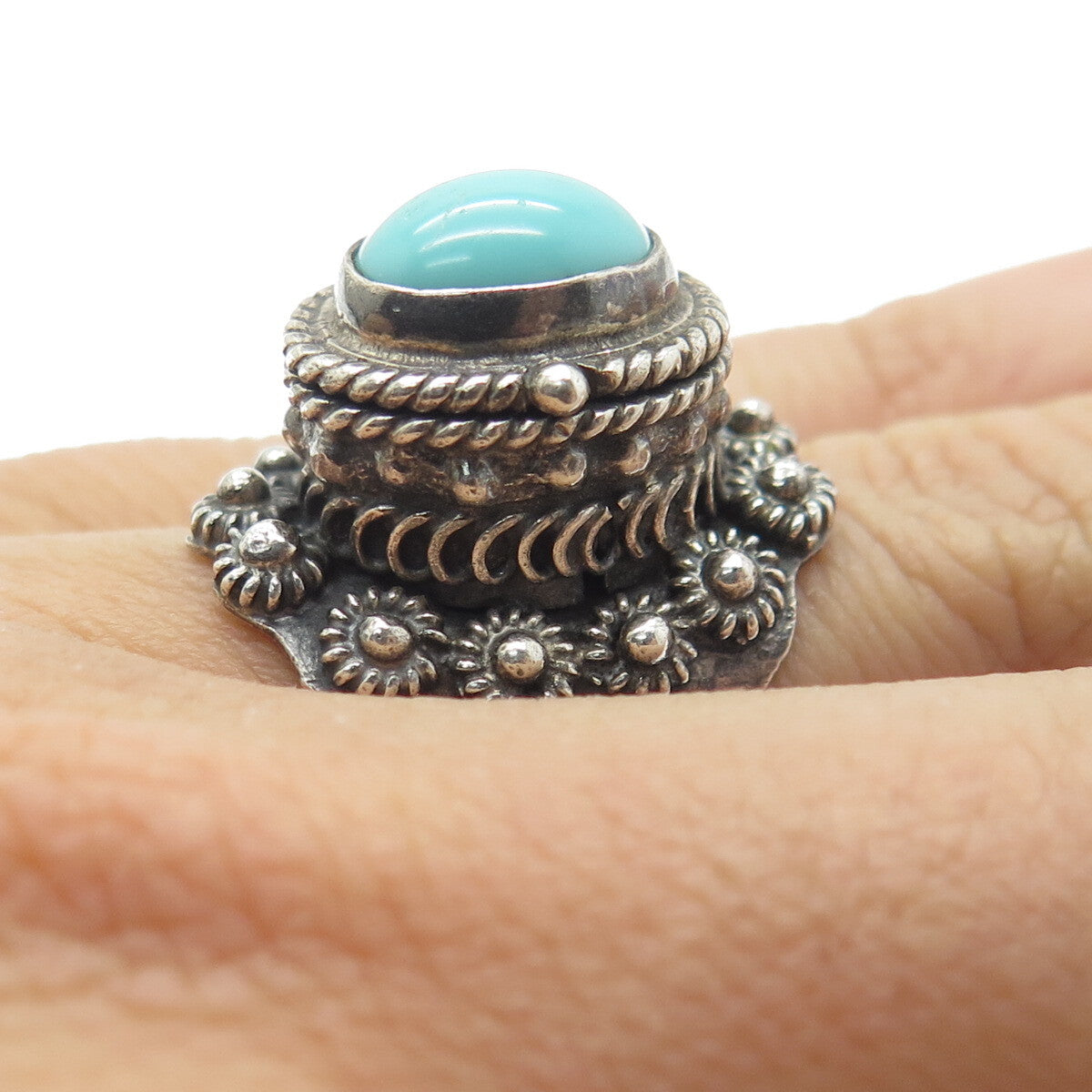 925 Sterling Silver Vintage Mexico Turquoise Cannetille Ring Size 6.5