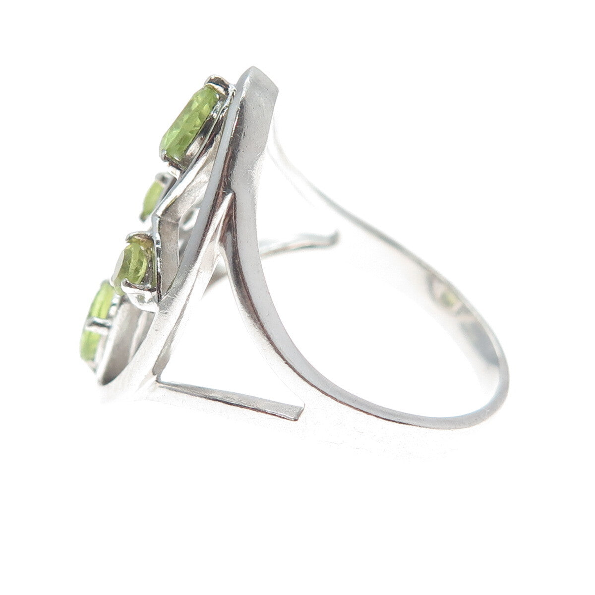 925 Sterling Silver Vintage Round-Cut Peridot Gem Cross Oval Ring Size 9.25