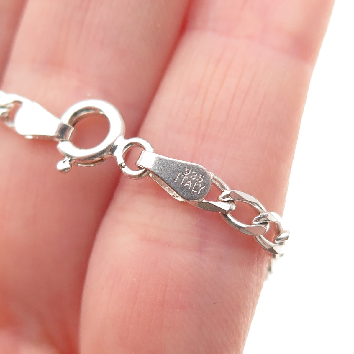925 Sterling Silver Vintage Italy Figaro Link Bracelet 7"