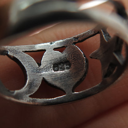 925 Sterling Silver Vintage Star Heart & Crescent Oxidized Ring Size 5