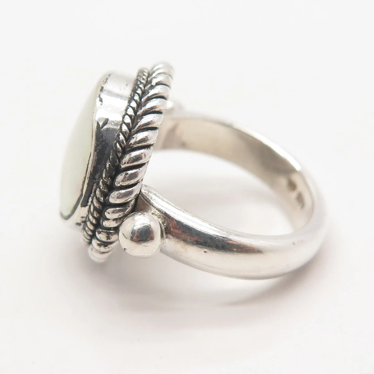 925 Sterling Silver Vintage Suarti Bali Real Mother-of-Pearl Ring Size 5.5