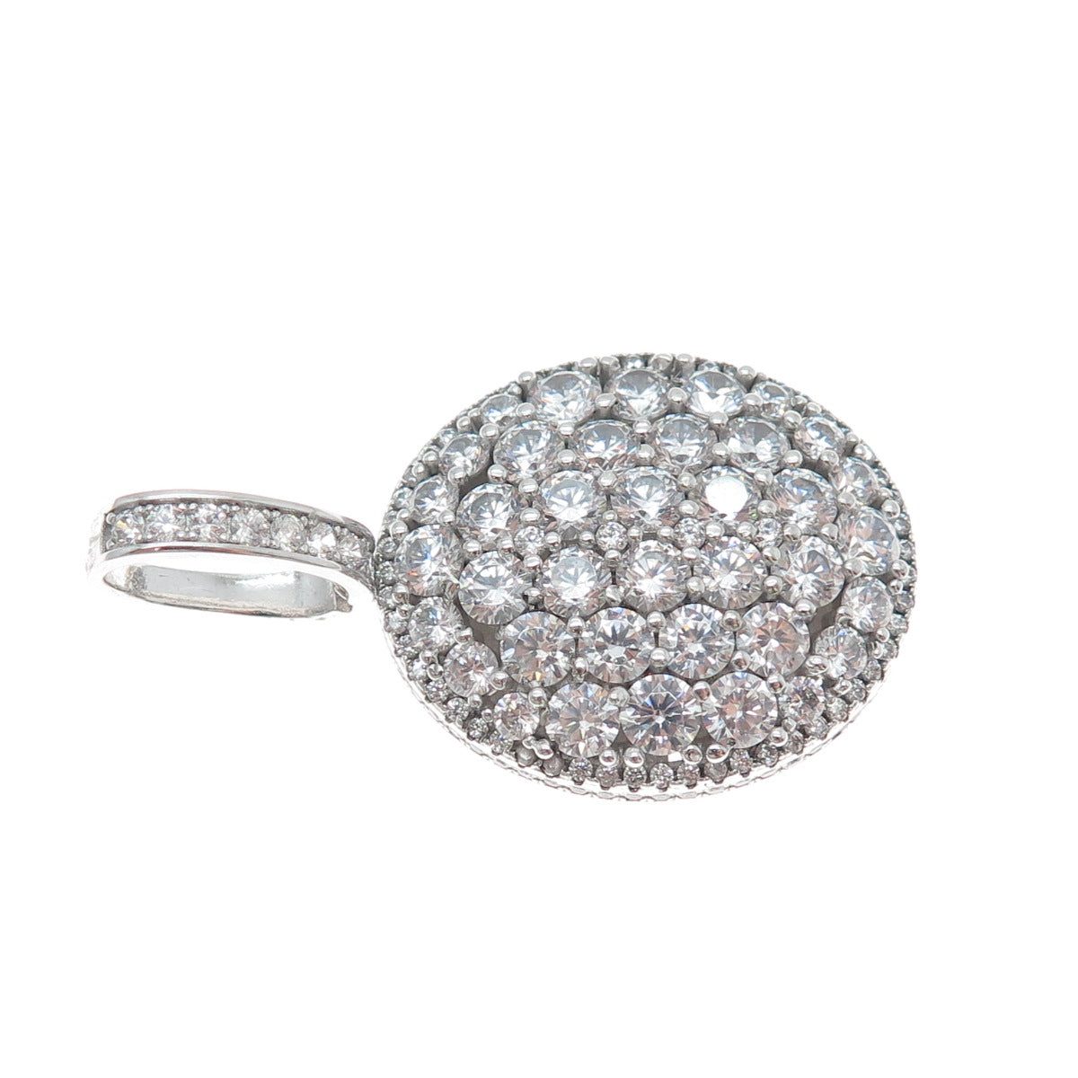 DESIGNS BY YAGI 925 Sterling Round-Cut Shaped C Z Sparkle Oval Pendant