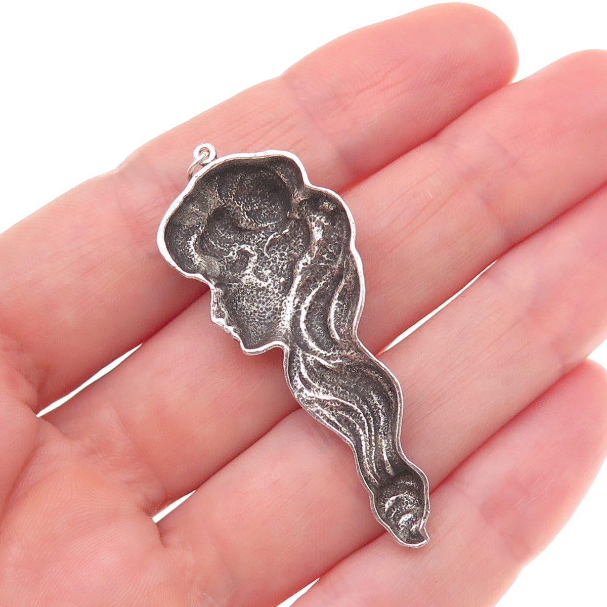 925 Sterling Silver Vintage Lady Repousse Oxidized Charm Pendant