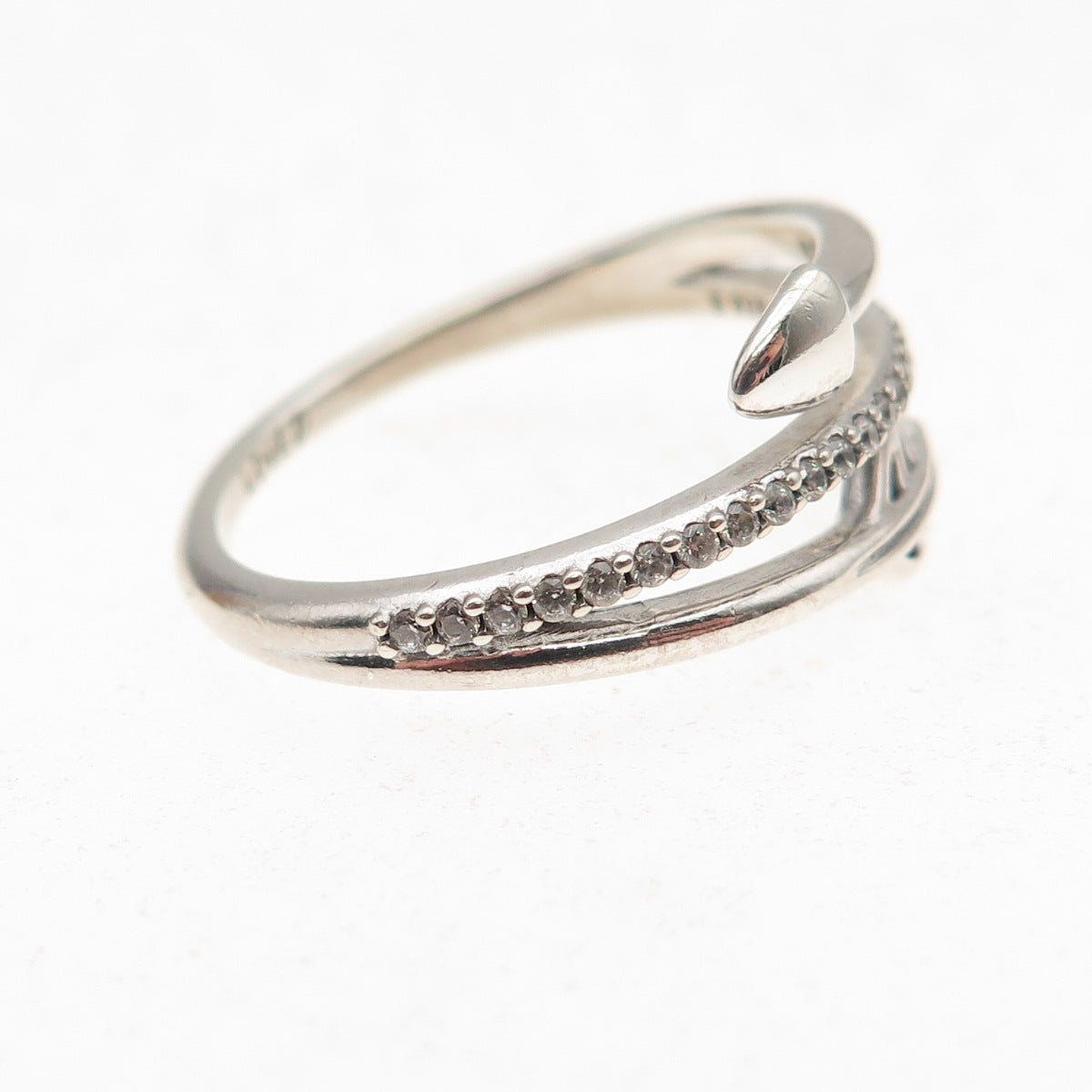 Pandora 925 Sterling Silver Round-Cut C Z Sparkling Arrow Loved Ring Size 8.5