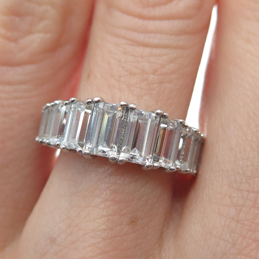925 Sterling Silver Graduated Emerald-Cut C Z Promise Ring Size 6.25