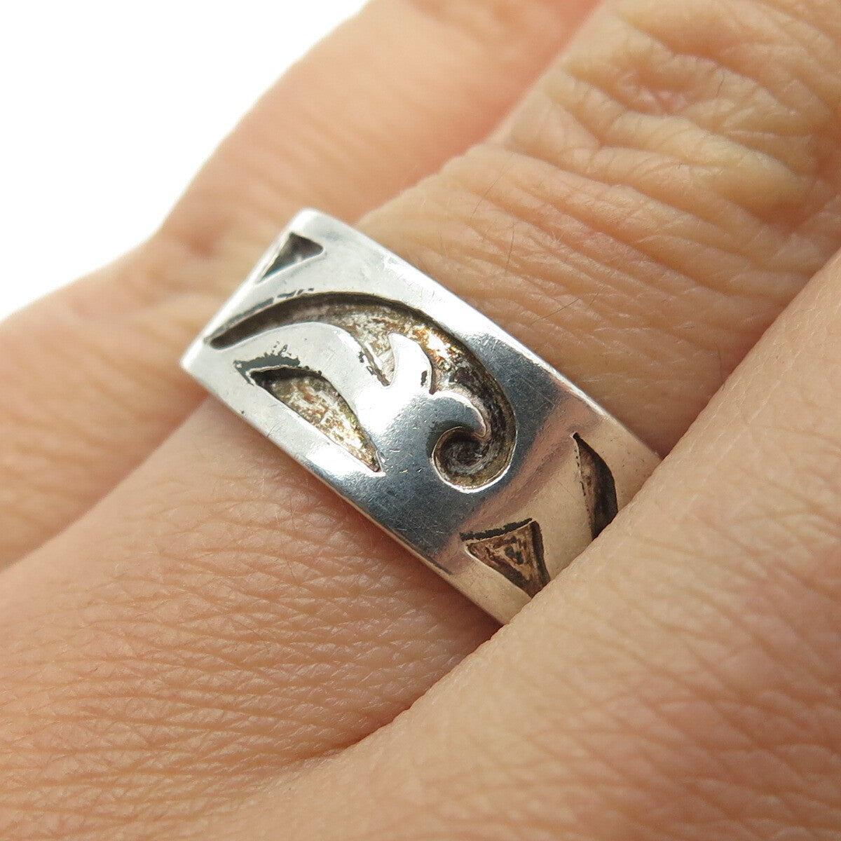 THE KISS 925 Sterling Silver Vintage Scroll Band Ring Size 7.75