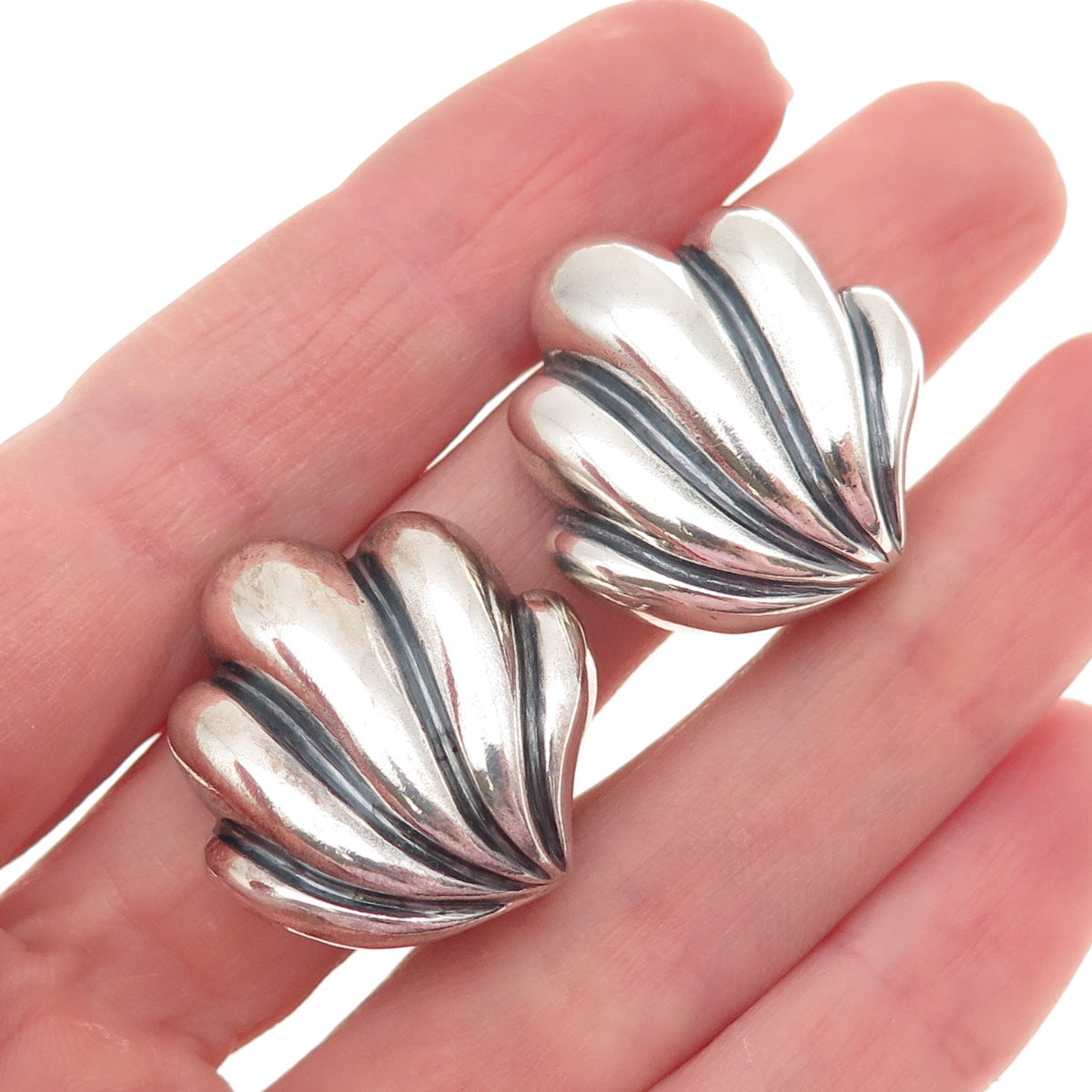 925 Sterling Silver Vintage Modernist Seashell Oxidized Clip On Earrings