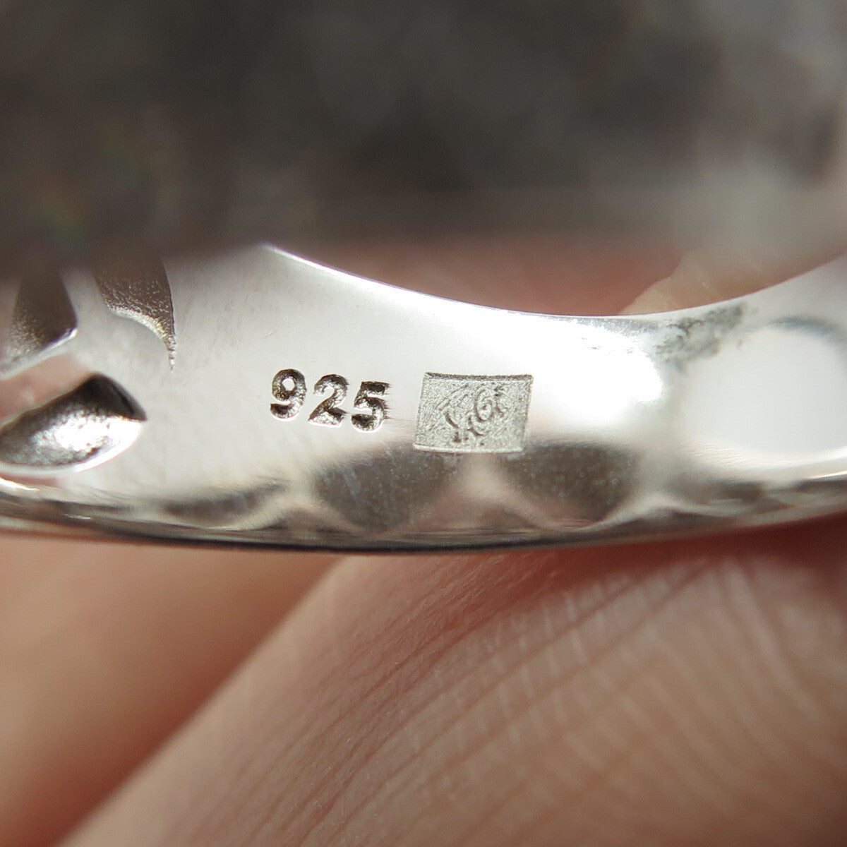 925 Sterling Silver Round-Cut Shaped C Z Domed Ring Size 10.25