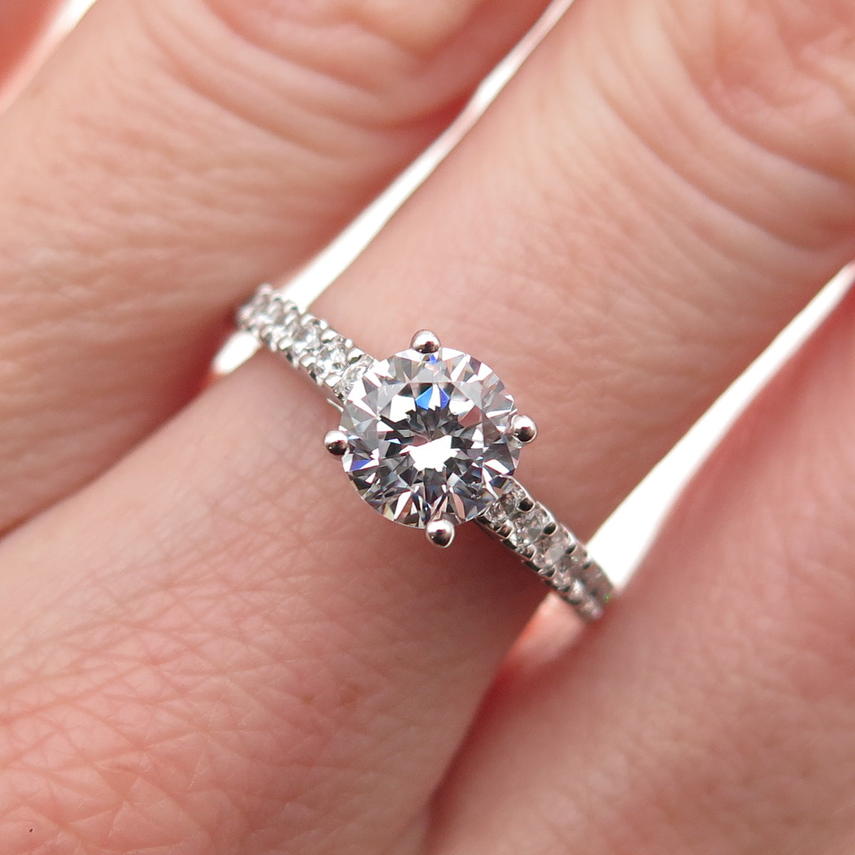 925 Sterling Silver Round-Cut C Z Engagement Ring Size 6.5
