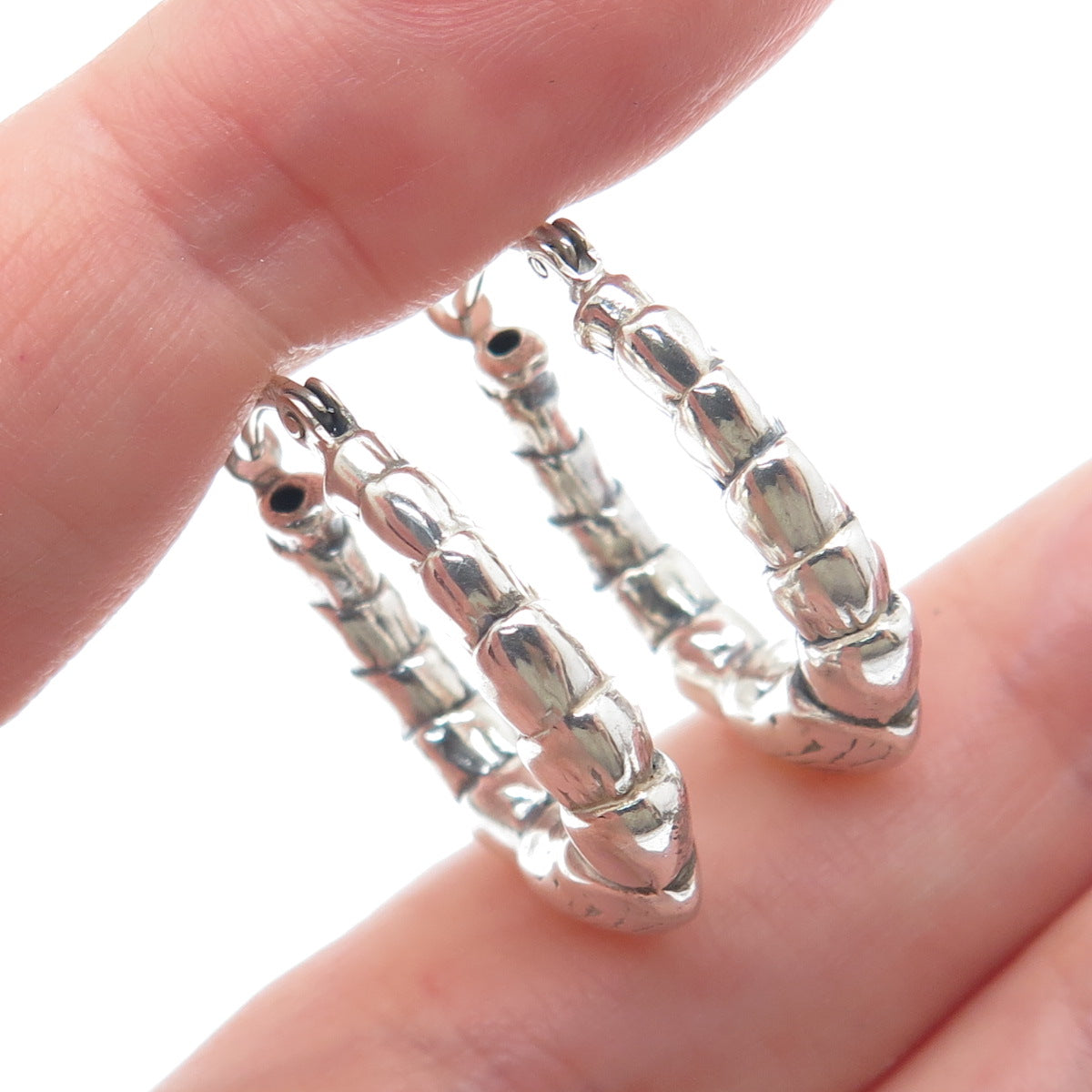 925 Sterling Silver Ribbed Puffy Hoop Earrings