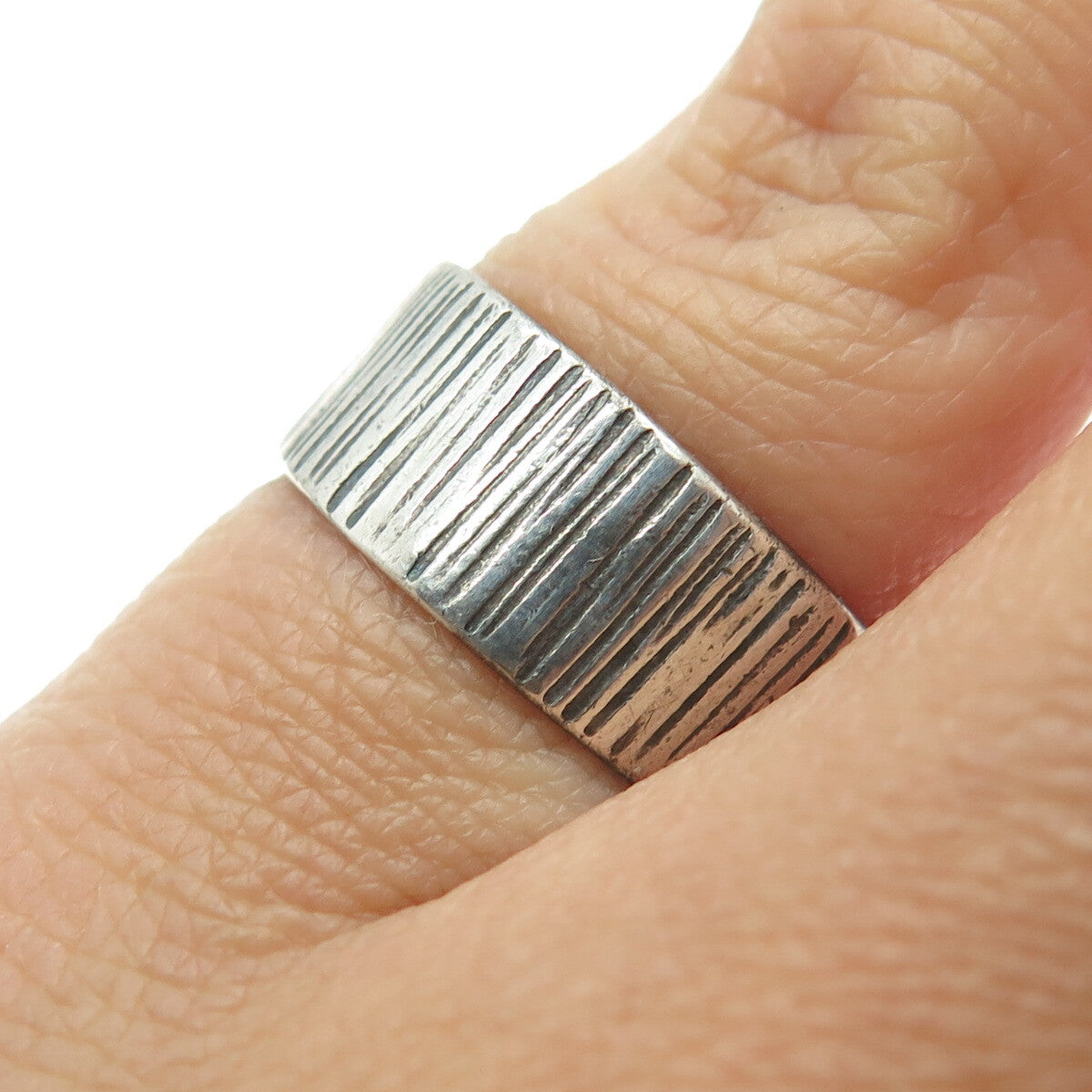 925 Sterling Silver Antique Art Deco Tree Bark Pattern Oxidized Ring Size 5.75