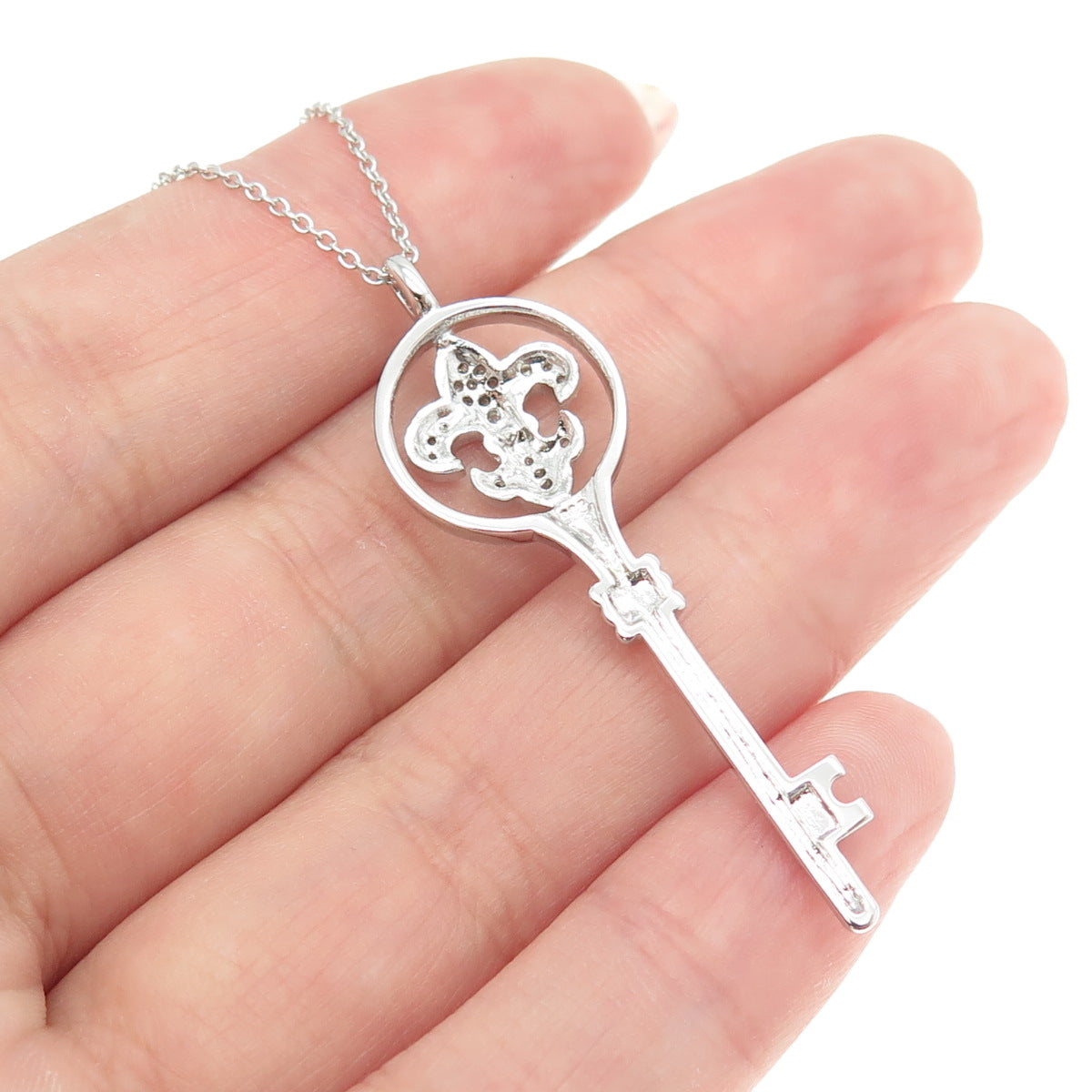 925 Sterling Silver Round-Cut C Z Fleur de Lis Key Cable Chain Necklace 16-18"