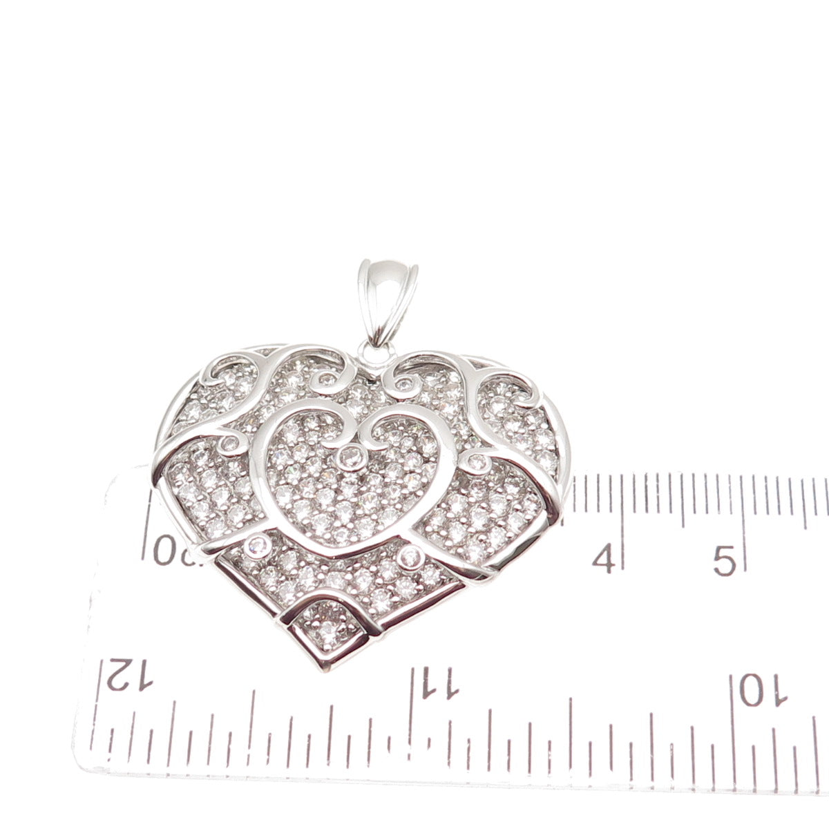 KEY STAR 925 Sterling Silver Round-Cut C Z Sparkle Heart Pendant