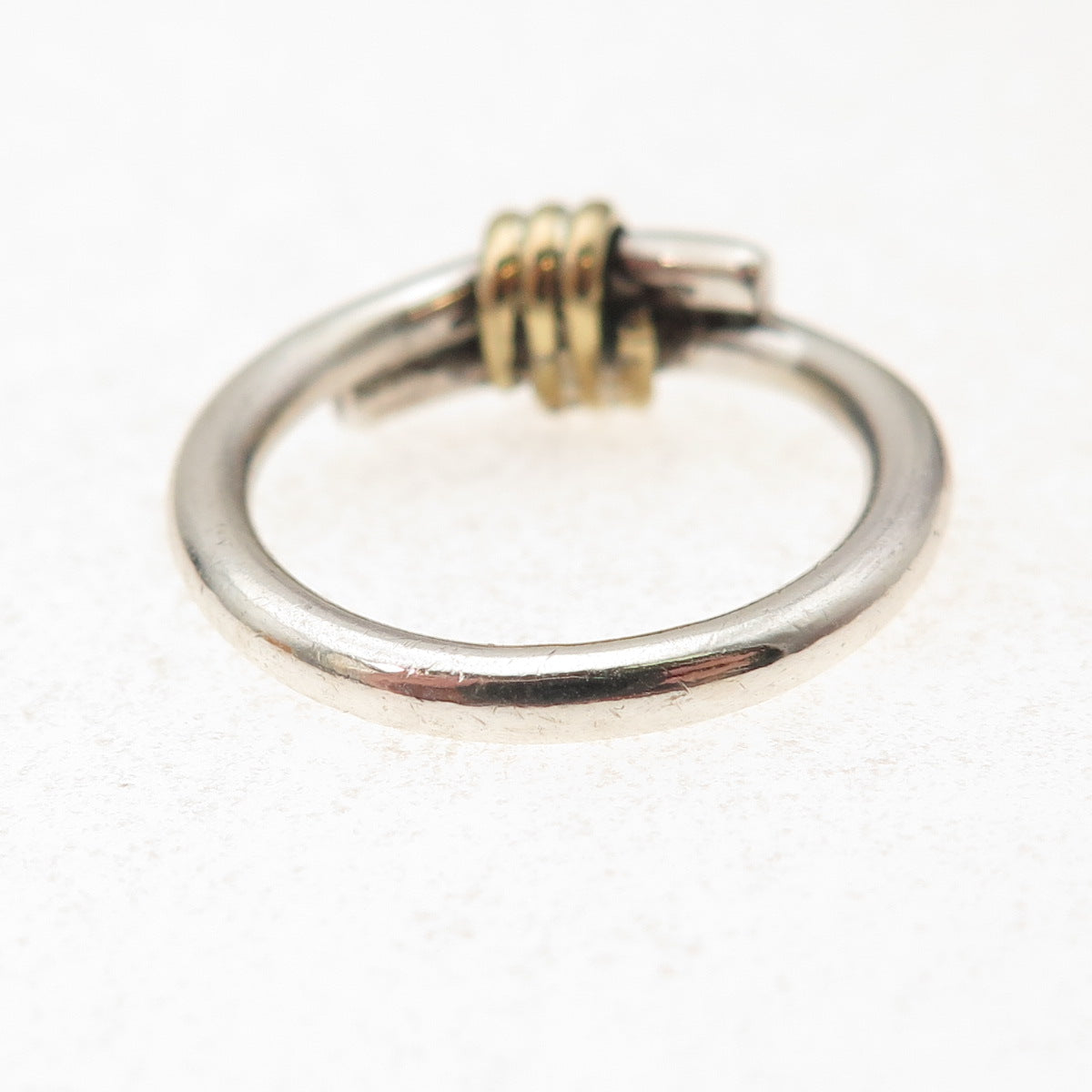 925 Sterling Silver 2-Tone Vintage Modernist Hug Ring Size 4.25