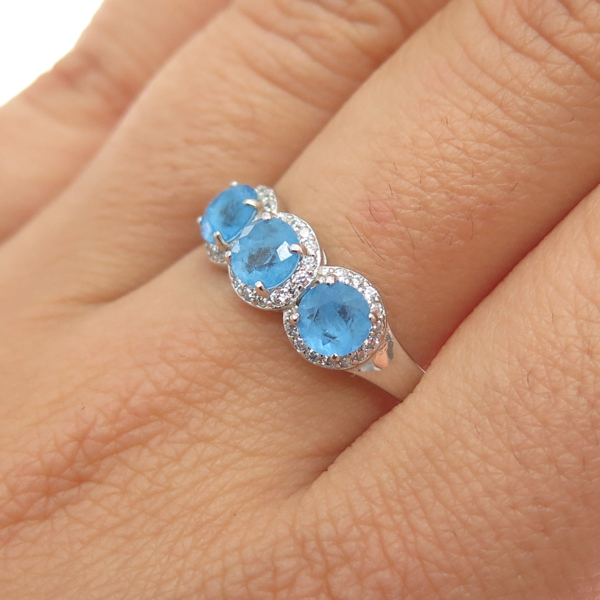BOMB PARTY 925 Sterling Silver Round-Cut Blue & White C Z Ring Size 9.25