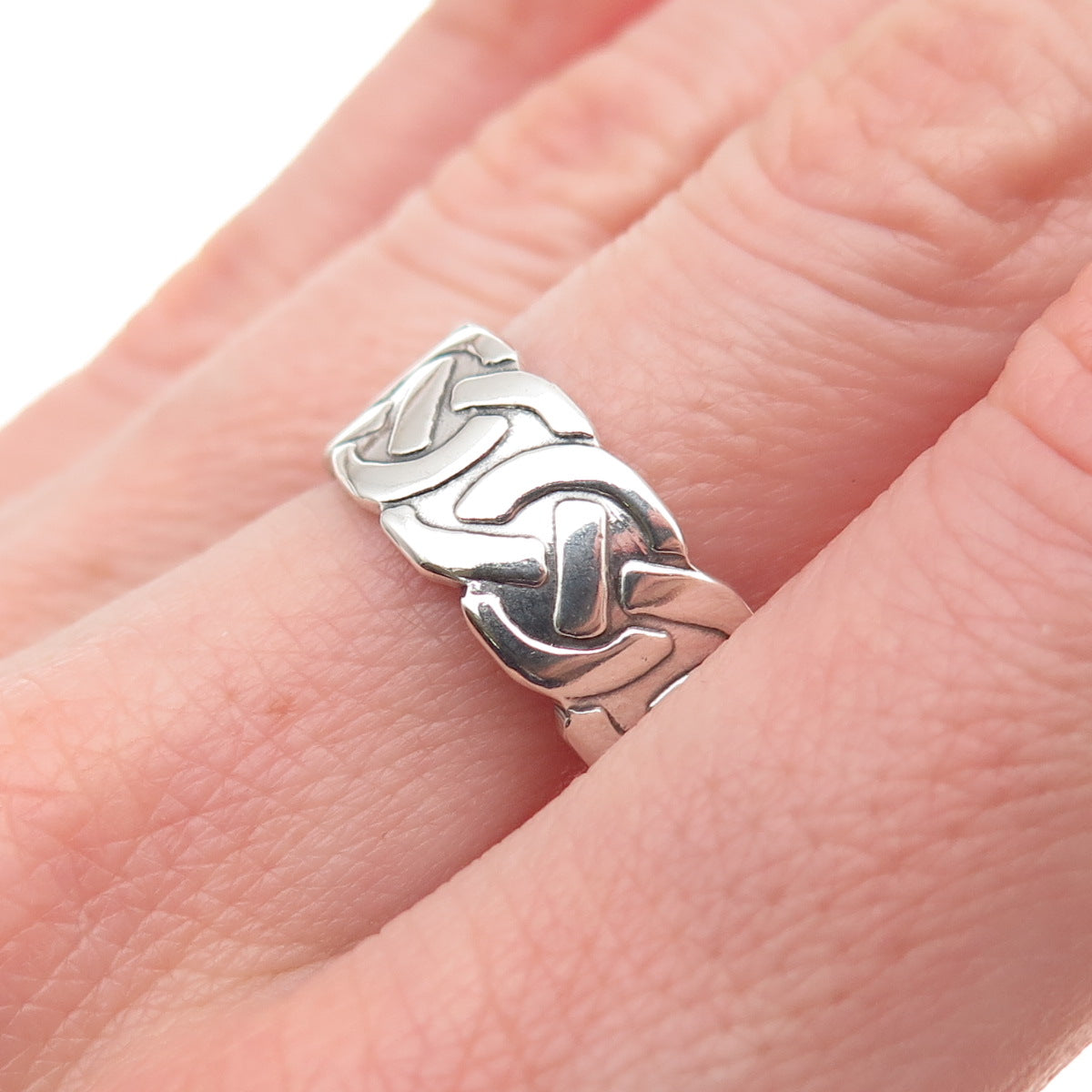 925 Sterling Silver Vintage Celtic Knot Band Ring Size 8.25