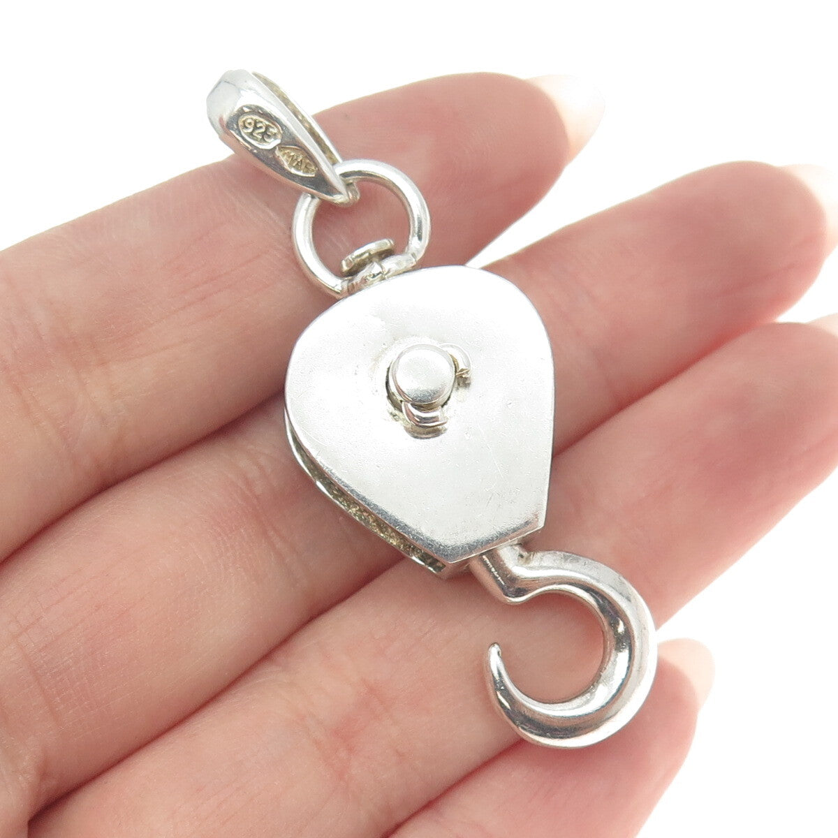 925 Sterling Silver Vintage Italy Hook Pendant