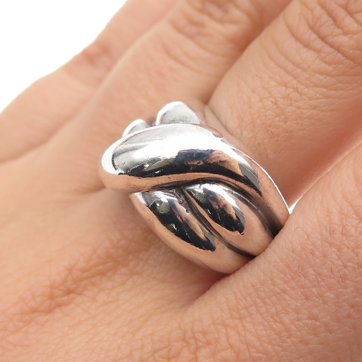 925 Sterling Silver Vintage Modernist Crisscross Oxidized Ring Size 8.25