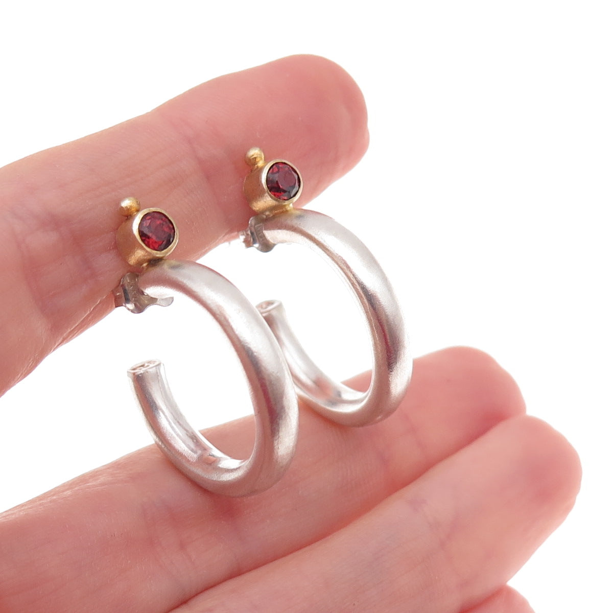 925 Sterling Silver 2-Tone Vintage Real Red Garnet Modernist Hoop Earrings