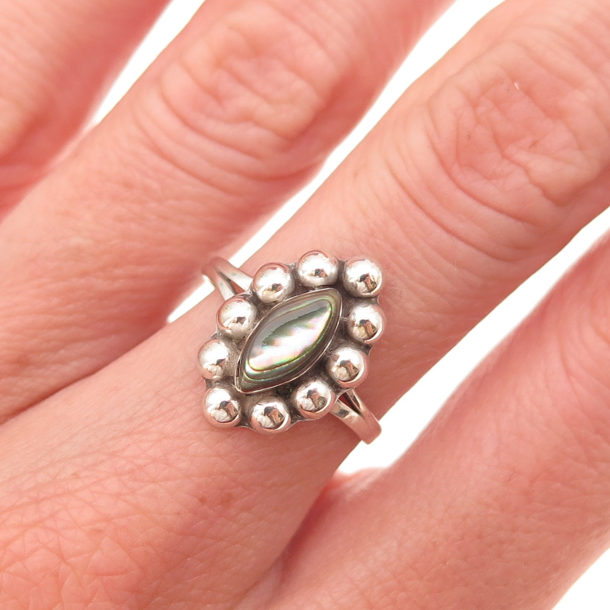 925 Sterling Silver Vintage Mexico Real Abalone Shell Oxidized Ring Size 6.25