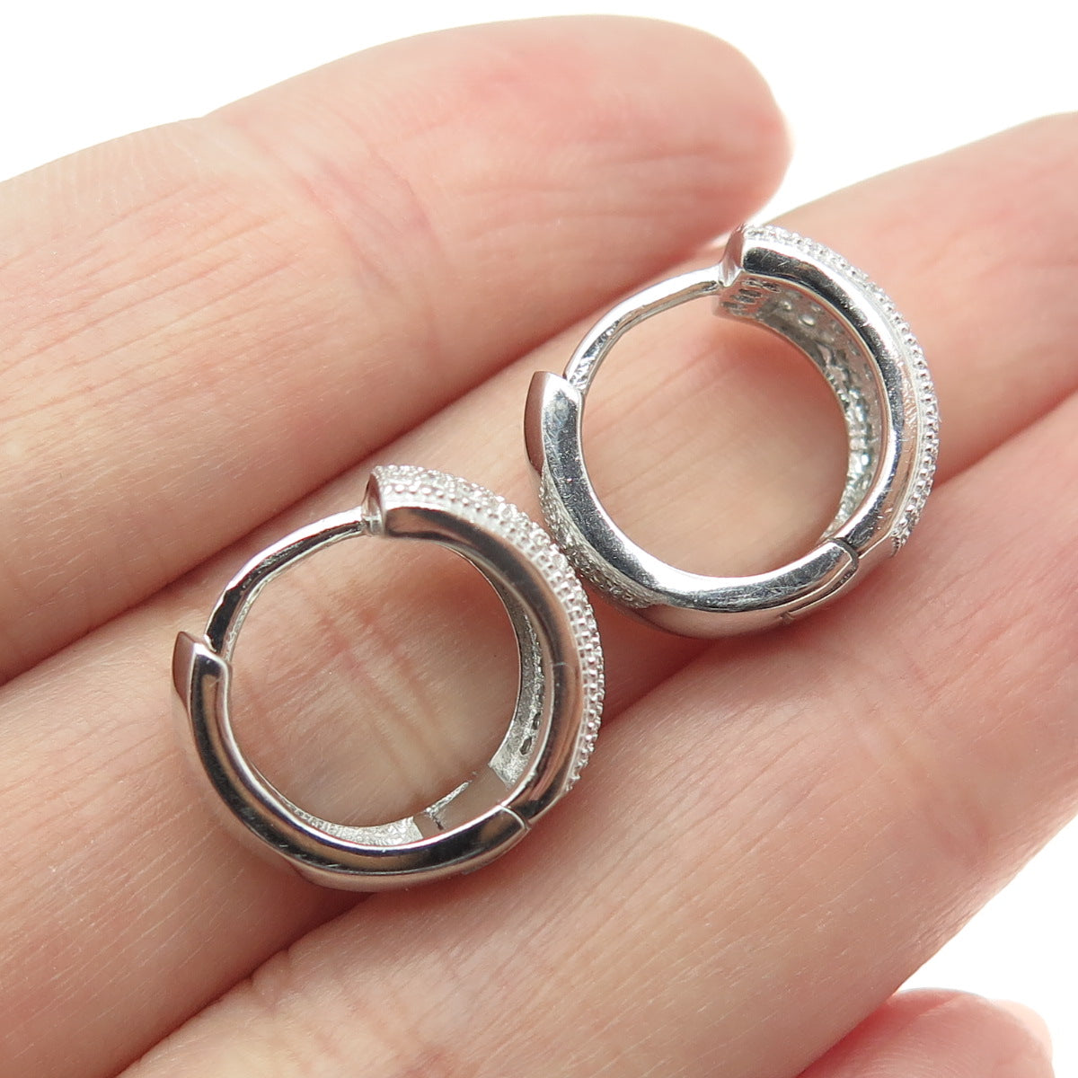 925 Sterling Silver Round-Cut C Z Sparkle Hoop Earrings