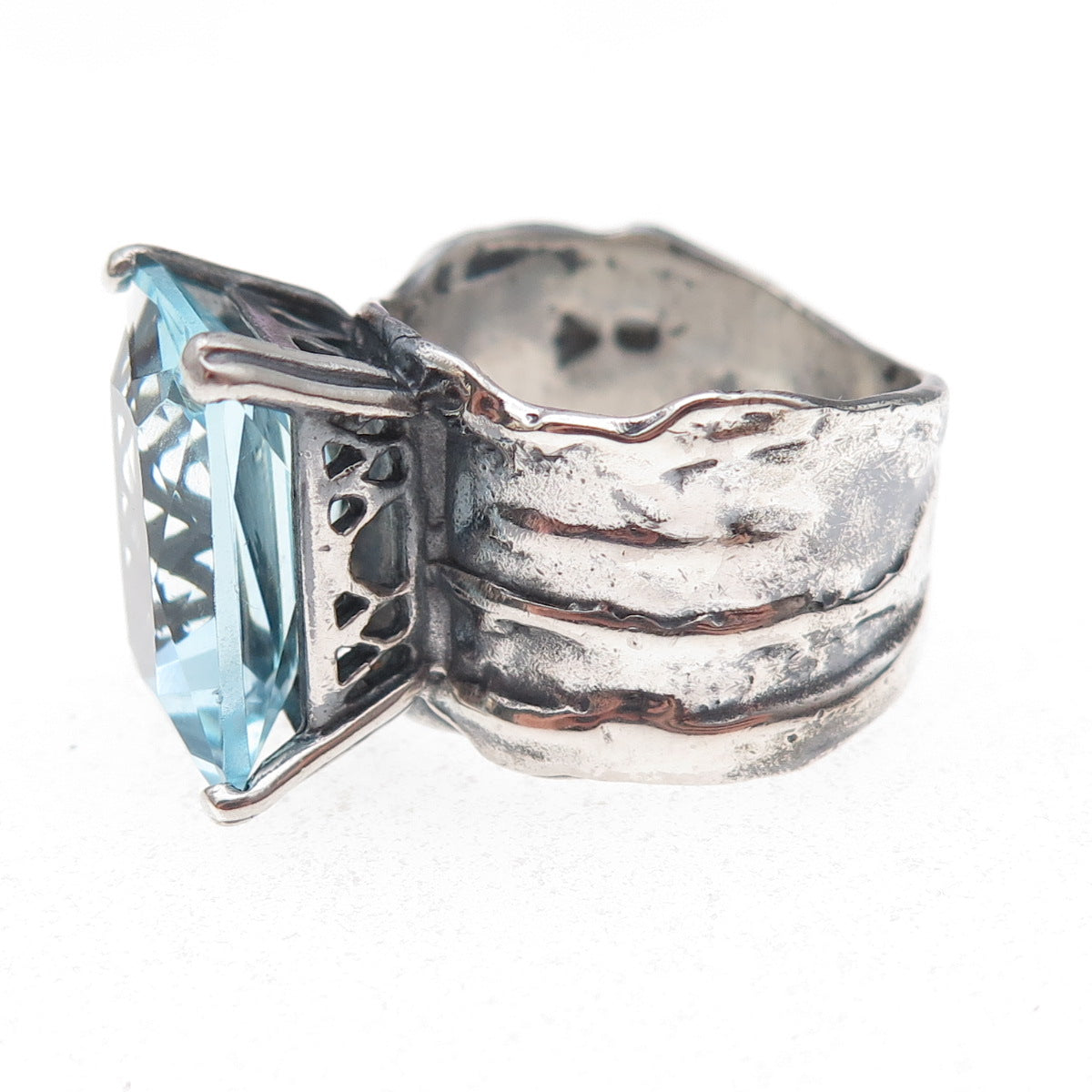 925 Sterling Silver Vintage Blue C Z Modernist Oxidized Ring Size 8.25