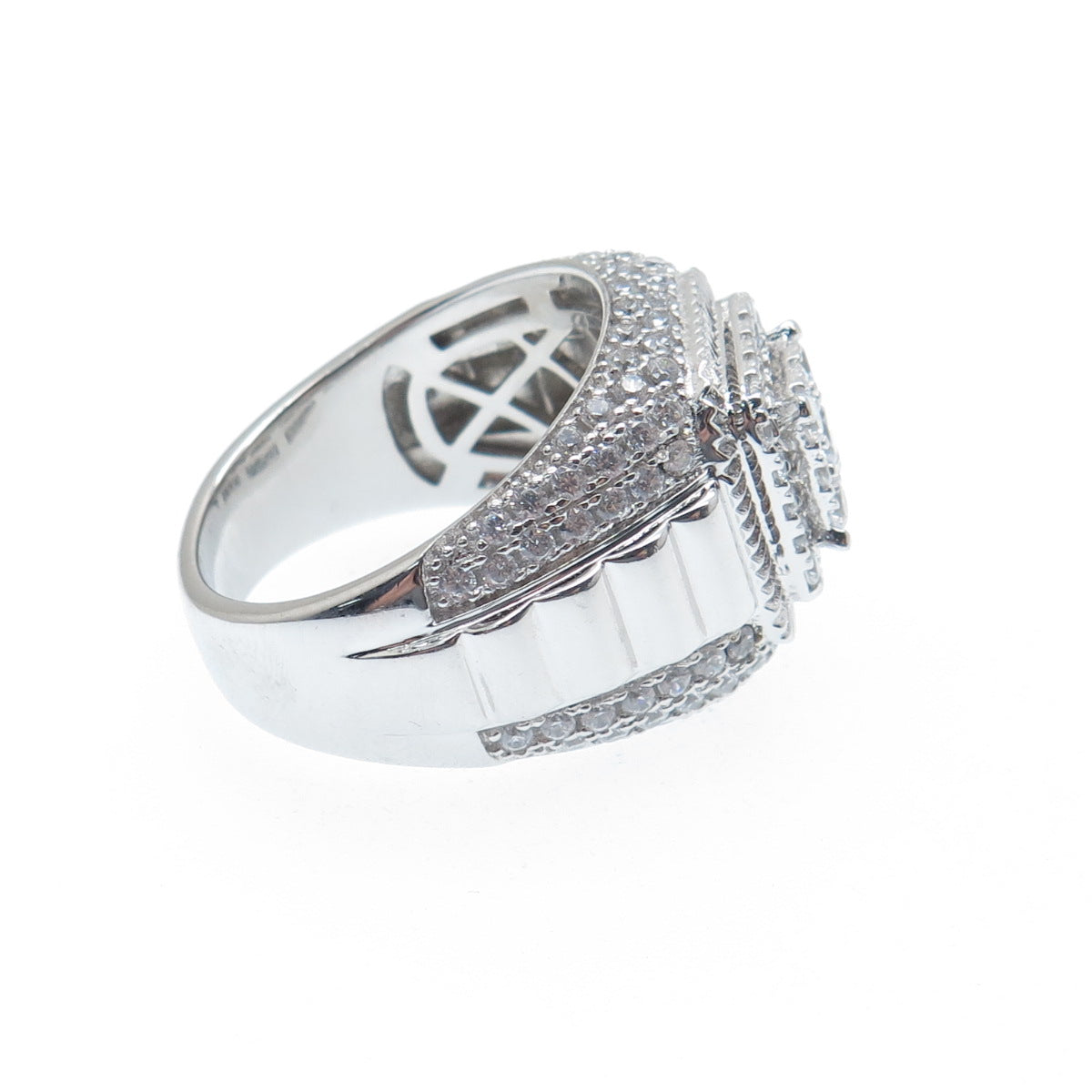 925 Sterling Silver Round-Cut Shaped C Z Ribbed Domed Ring Size 9.5