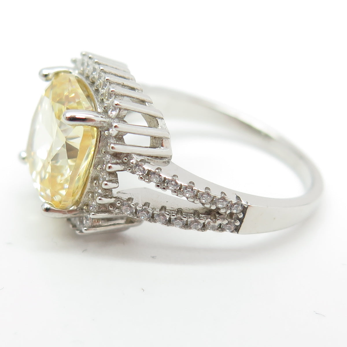 925 Sterling Silver White & Yellow C Z Ring Size 7.25