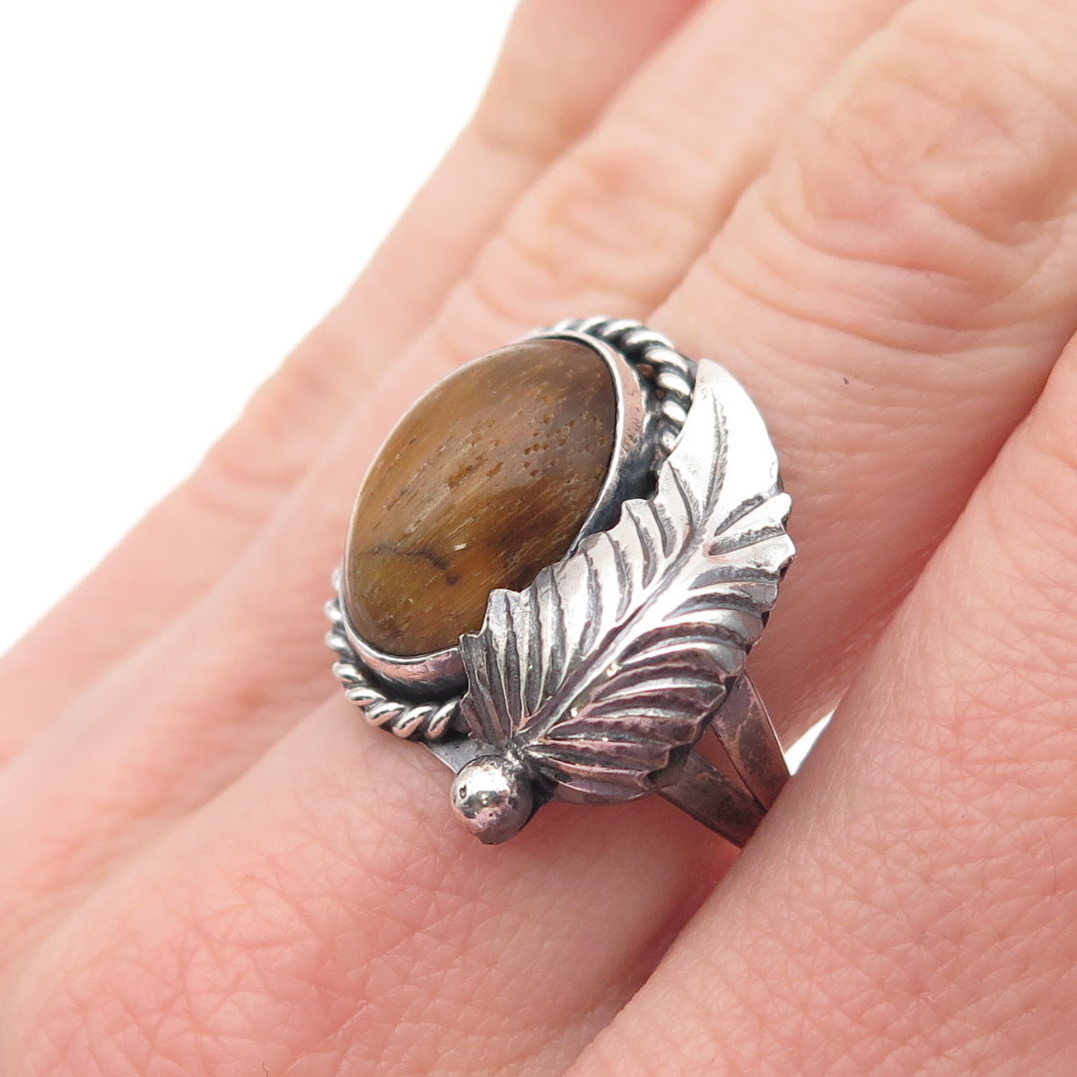 Old Pawn 925 Sterling Silver Vintage Tiger Eye Feather Tribal Ring Size 7.75