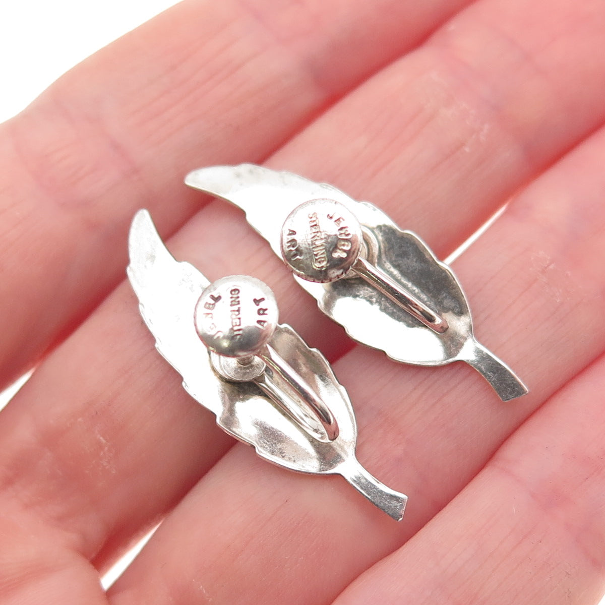 JewelArt 925 Sterling Silver Antique Art Deco Feather Screw Back Earrings