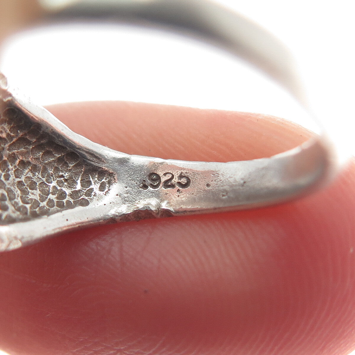 925 Sterling Silver Vintage Diamond-Cut Ribbed Dome Ring Size 5.5
