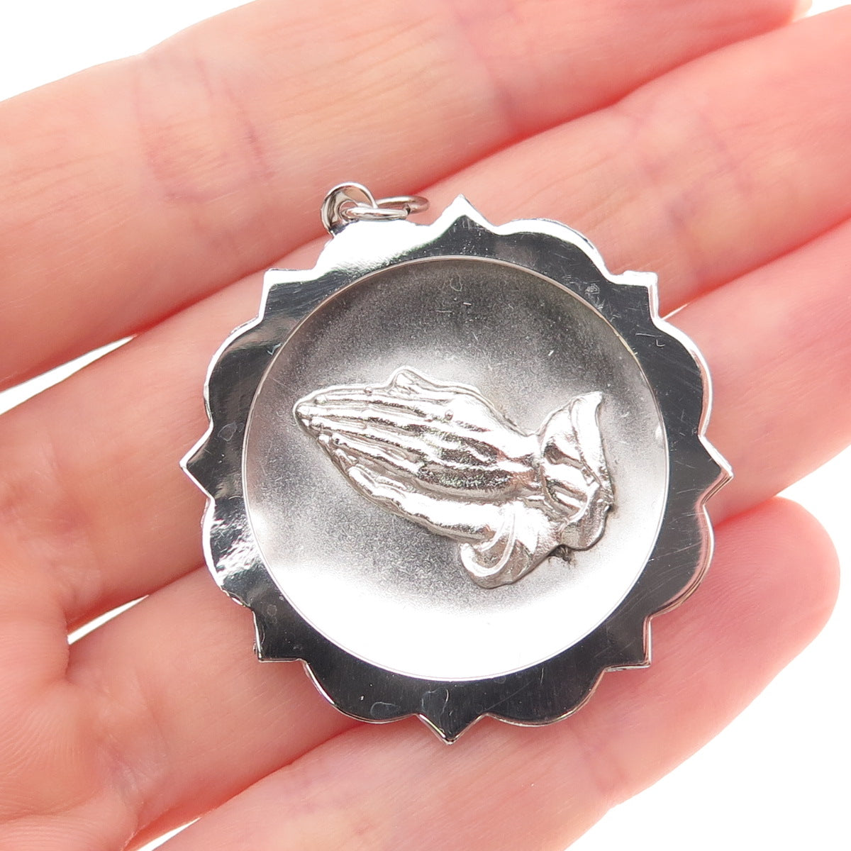 925 Sterling Silver Vintage Prayer Hands Religious Charm Pendant