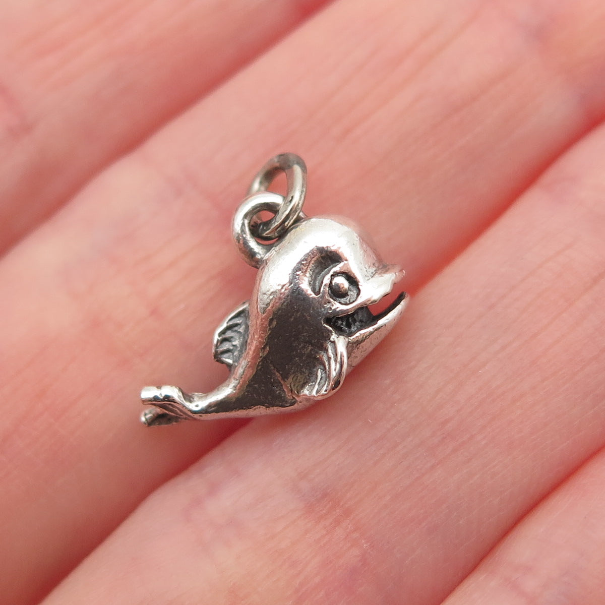BEAU 925 Sterling Silver Vintage Friendly Dolphin 3D Mini Charm Pendant