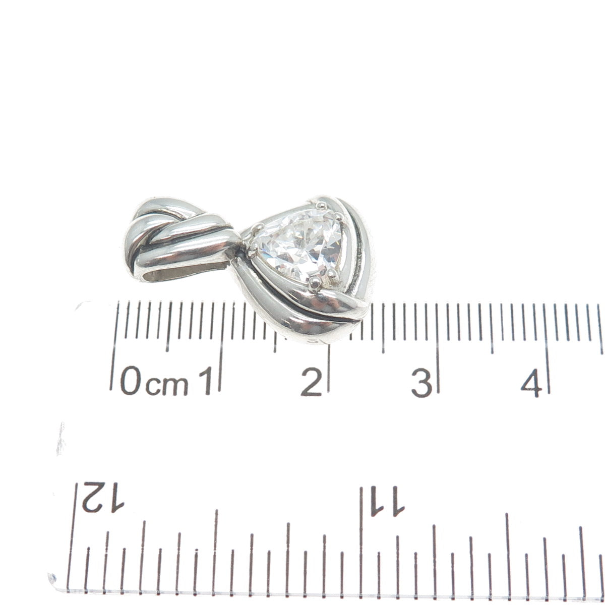 KABANA 925 Sterling Silver Vintage Trillion-Cut Shaped C Z Ribbed Pendant