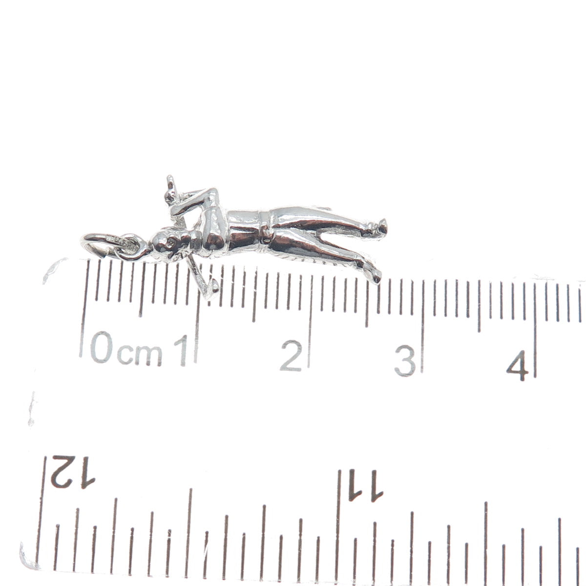 WELLS 925 Sterling Silver Vintage Golf Player Minimalist 3D Charm Pendant