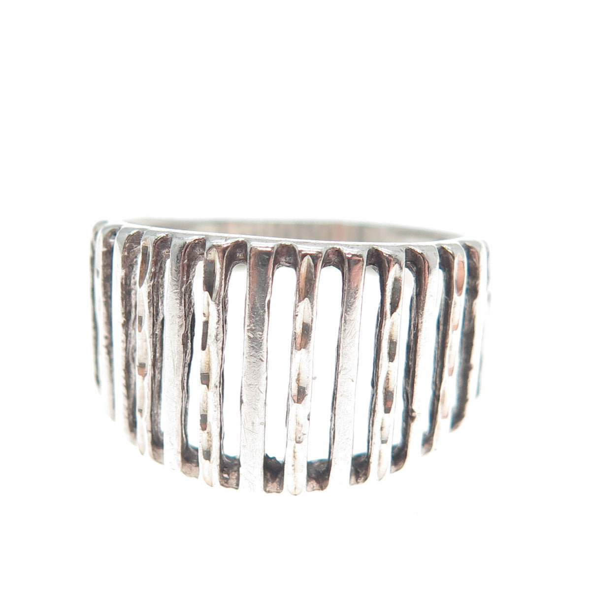 925 Sterling Silver Vintage Modernist Diamond-Cut Ribbed Ring Size 7.75