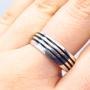 925 Sterling Silver Vintage Enamel Striped Band Ring Size 9.75