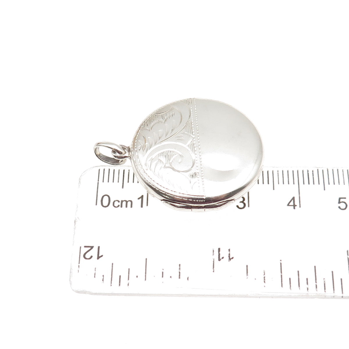 925 Sterling Silver Vintage Engraved Floral Round Locket Charm Pendant