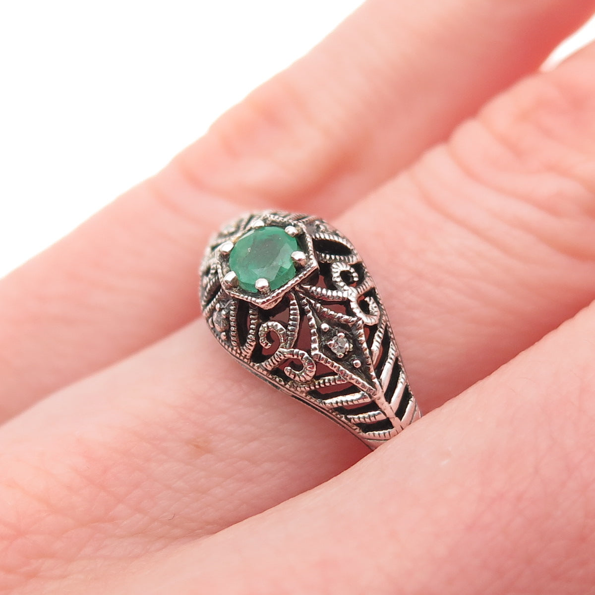 CNA Pranda 925 Sterling Silver Real Diamond & Emerald Oxidized Ring Size 6