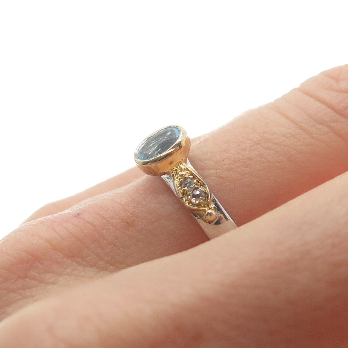 925 Sterling Silver 2-Tone Real Diamond & Blue Topaz Ring Size 8