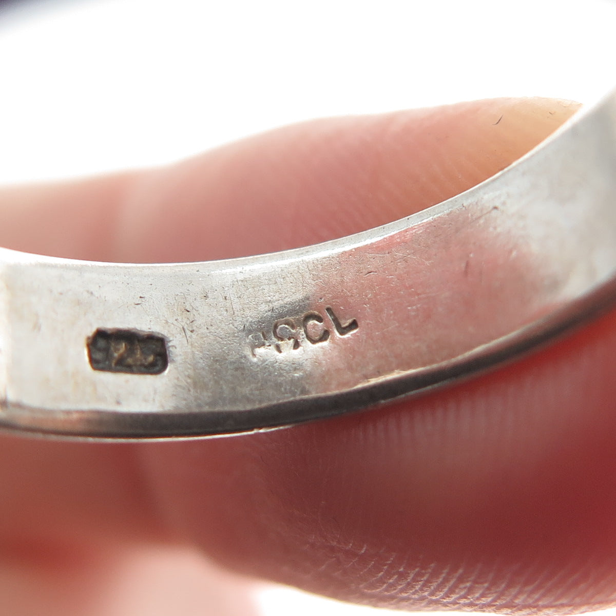 PETER STONE 925 Sterling Silver Vintage Friendly Dolphins Band Ring Size 8.5