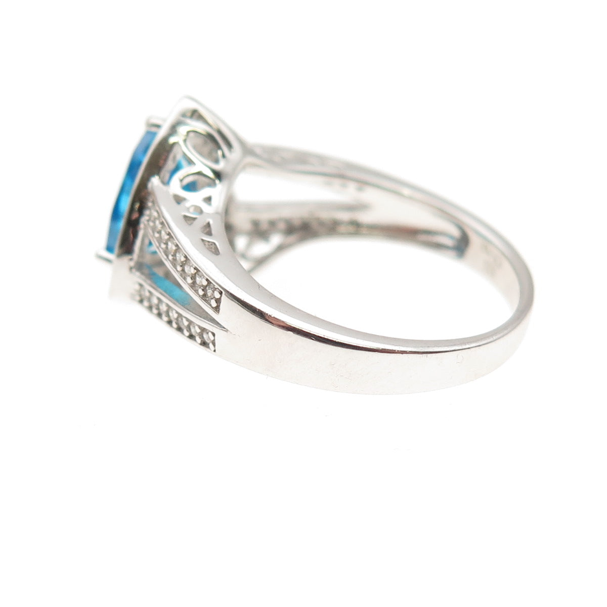 925 Sterling Silver Triangle-Cut Blue & Round-Cut White C Z Ring Size 6