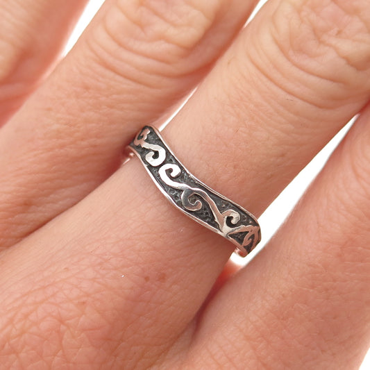 925 Sterling Silver Vintage Floral Scroll Oxidized Wavy Band Ring Size 6.5