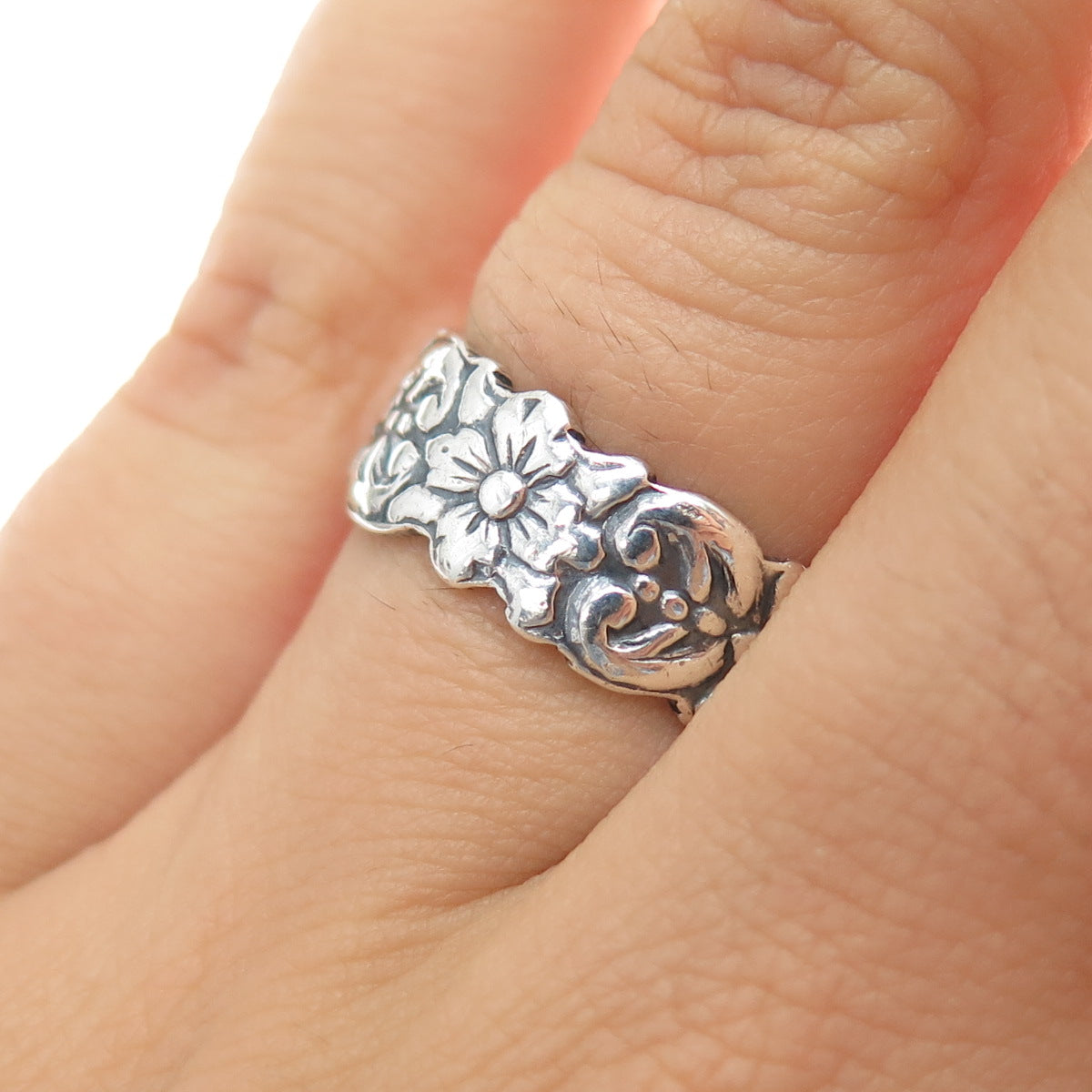 925 Sterling Silver Vintage Mexico Flower Oxidized Band Ring Size 7.5