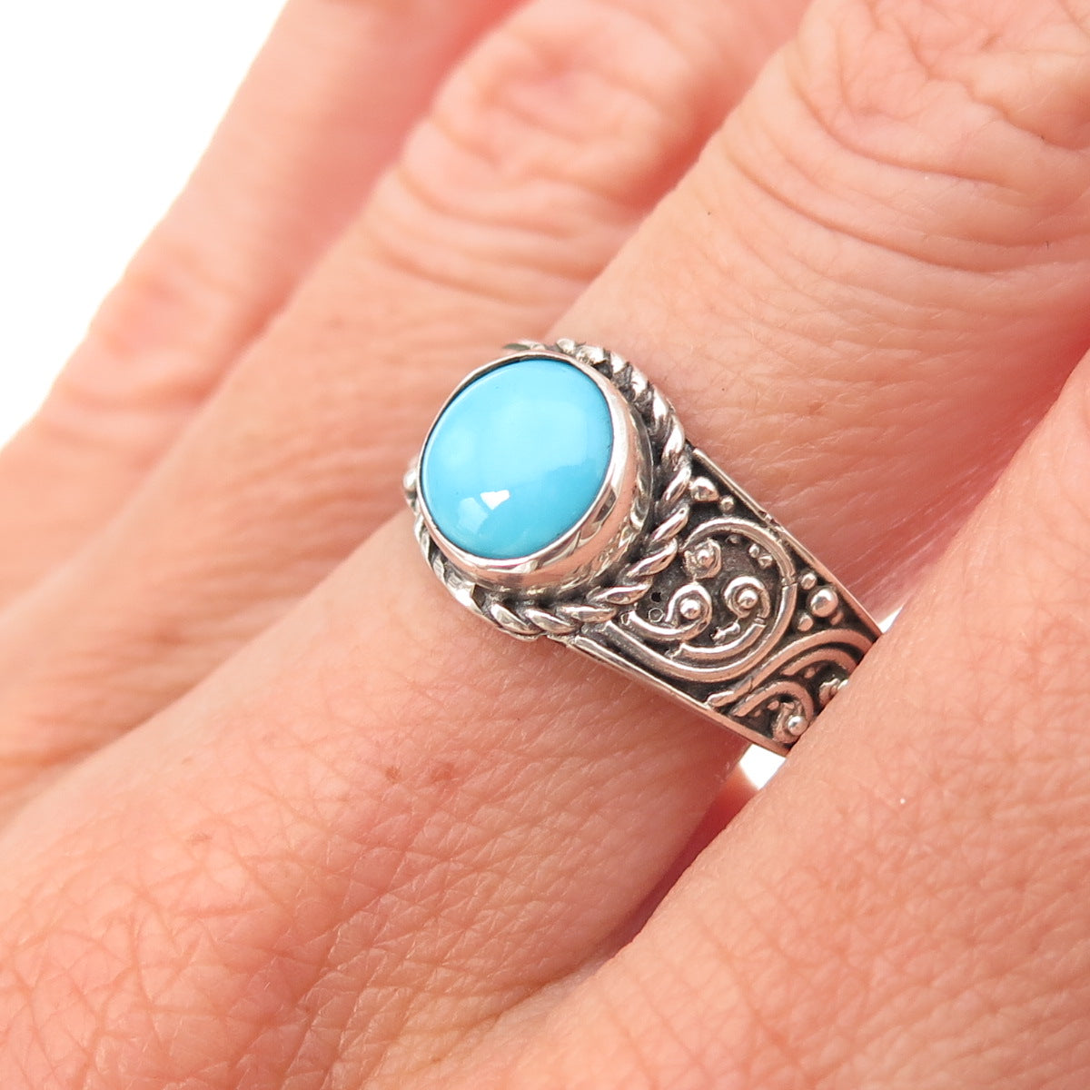 925 Sterling Silver Real Sleeping Beauty Turquoise Floral Oxidized Ring Size 8