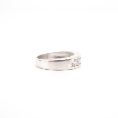 925 Sterling Silver Round-Cut C Z Ring Size 7
