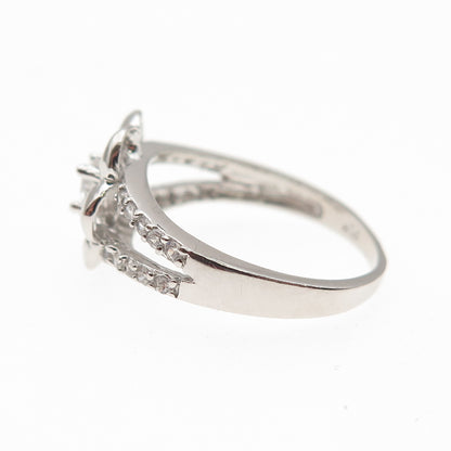 925 Sterling Silver Round-Cut C Z Flower Ring Size 6.25