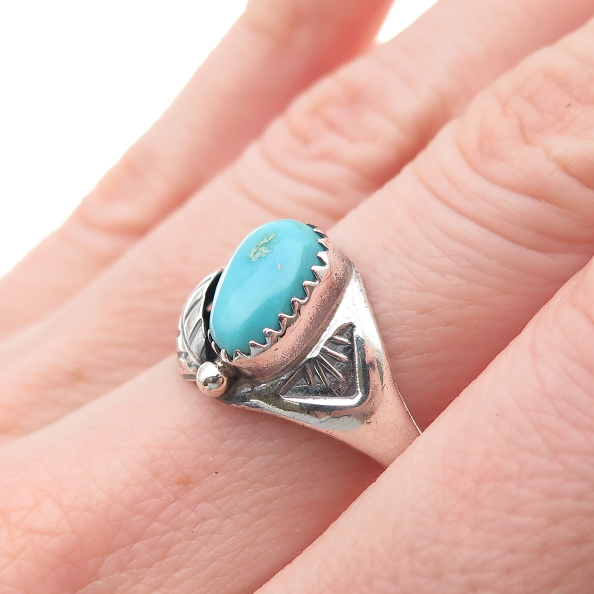 Old Pawn Sterling Silver Vintage Southwestern Turquoise Feather Ring Size 7.75