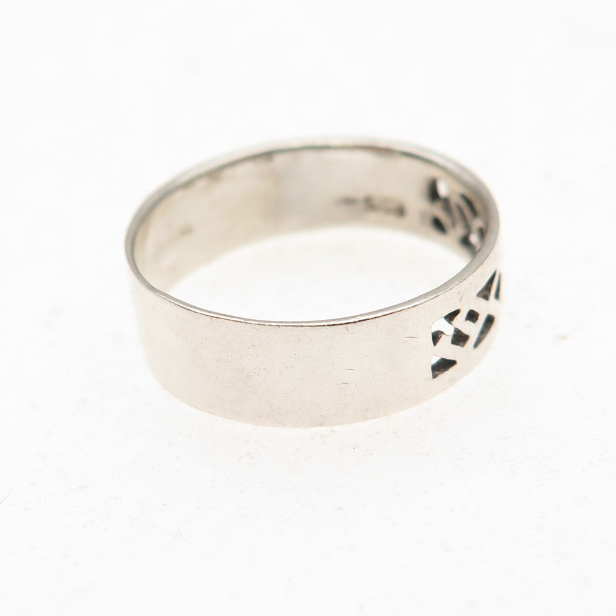 925 Sterling Silver Vintage 2006 Oxidized Band Ring Size 7.25