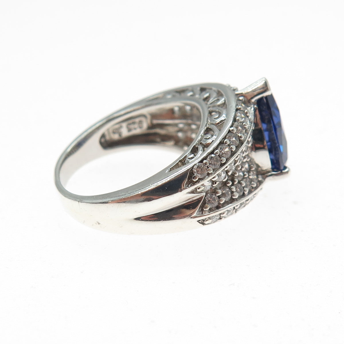 925 Sterling Silver Pear & Round-Cut Blue White C Z  Ring Size 6